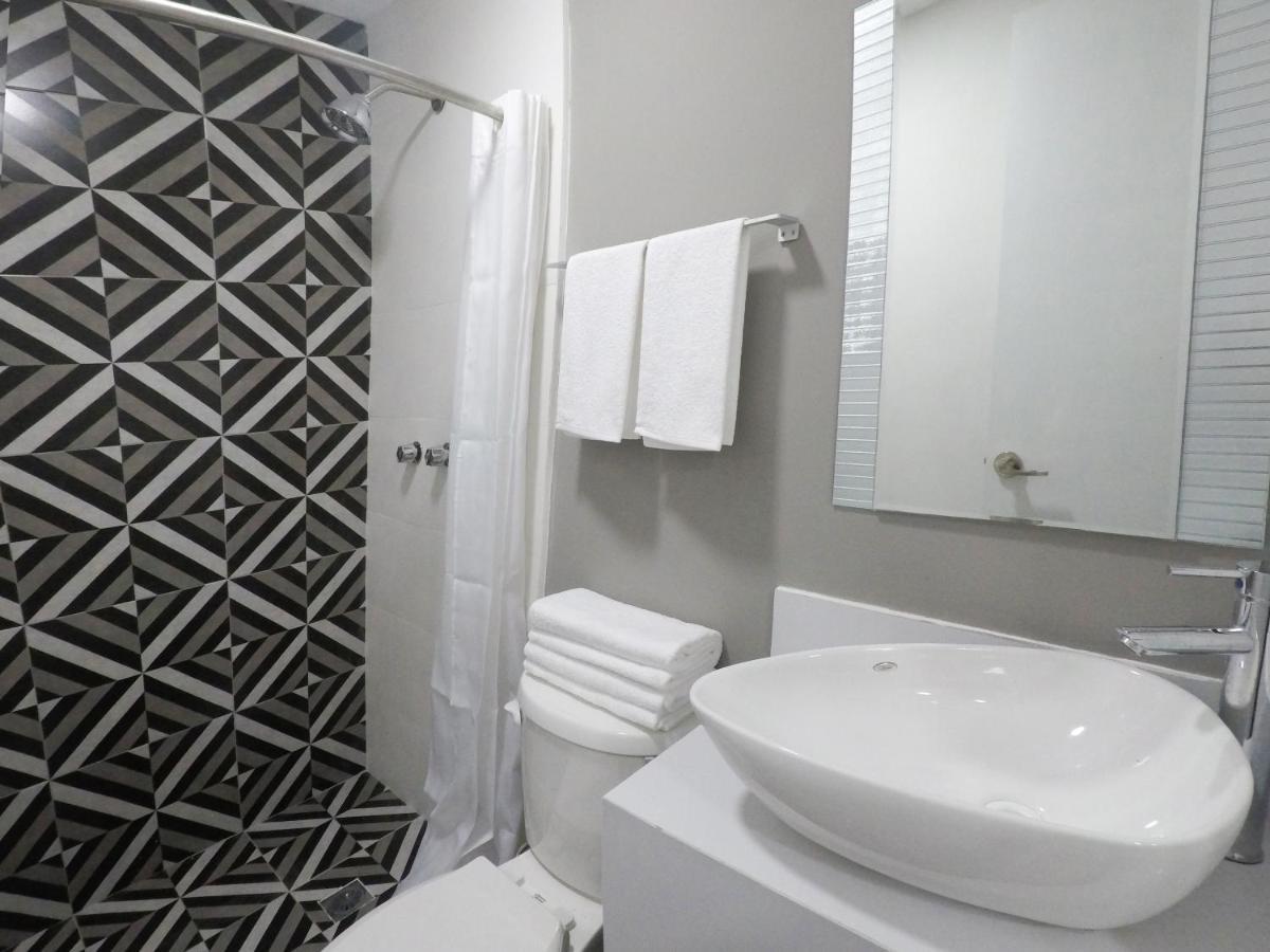 Casa Moderna Equipada Como En Pequeno Hotel Hab 4 Monterrey Zewnętrze zdjęcie